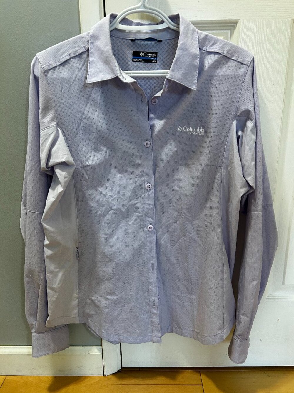 Columbia - Women's Titan Pass™ Irico Long Sleeve Shirt - Medium